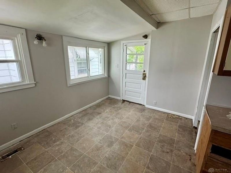 705 E Northern Avenue, Springfield, OH 45503 Photo 6