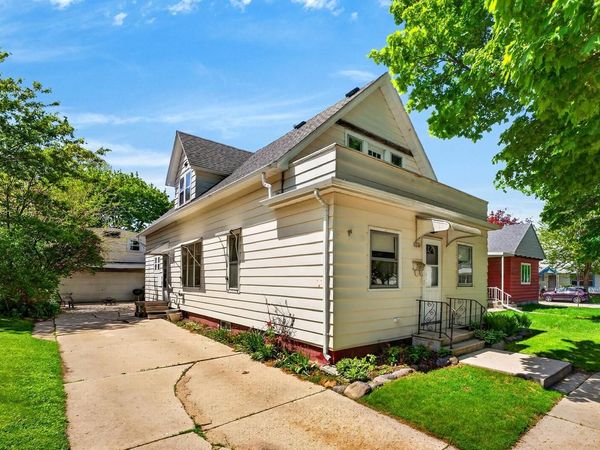 2226 N 11th STREET, Sheboygan, WI 53083