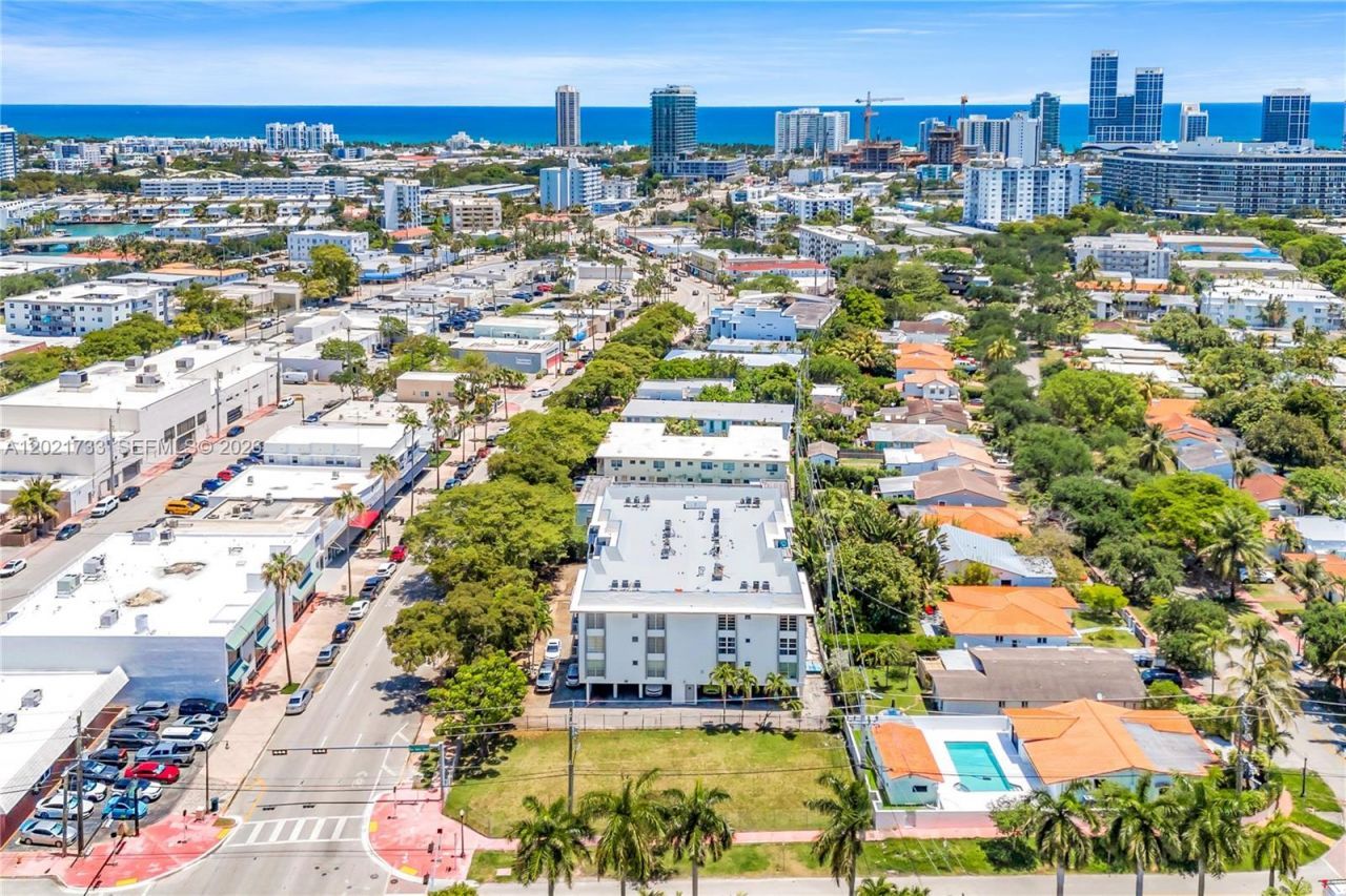 1240 71st St , Miami Beach, FL 33141 Photo