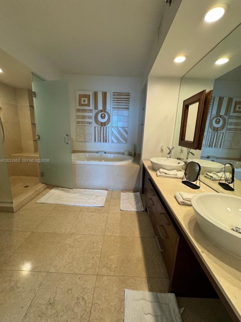 450 Alton Rd , Unit 3505, Miami Beach, FL 33139 Photo