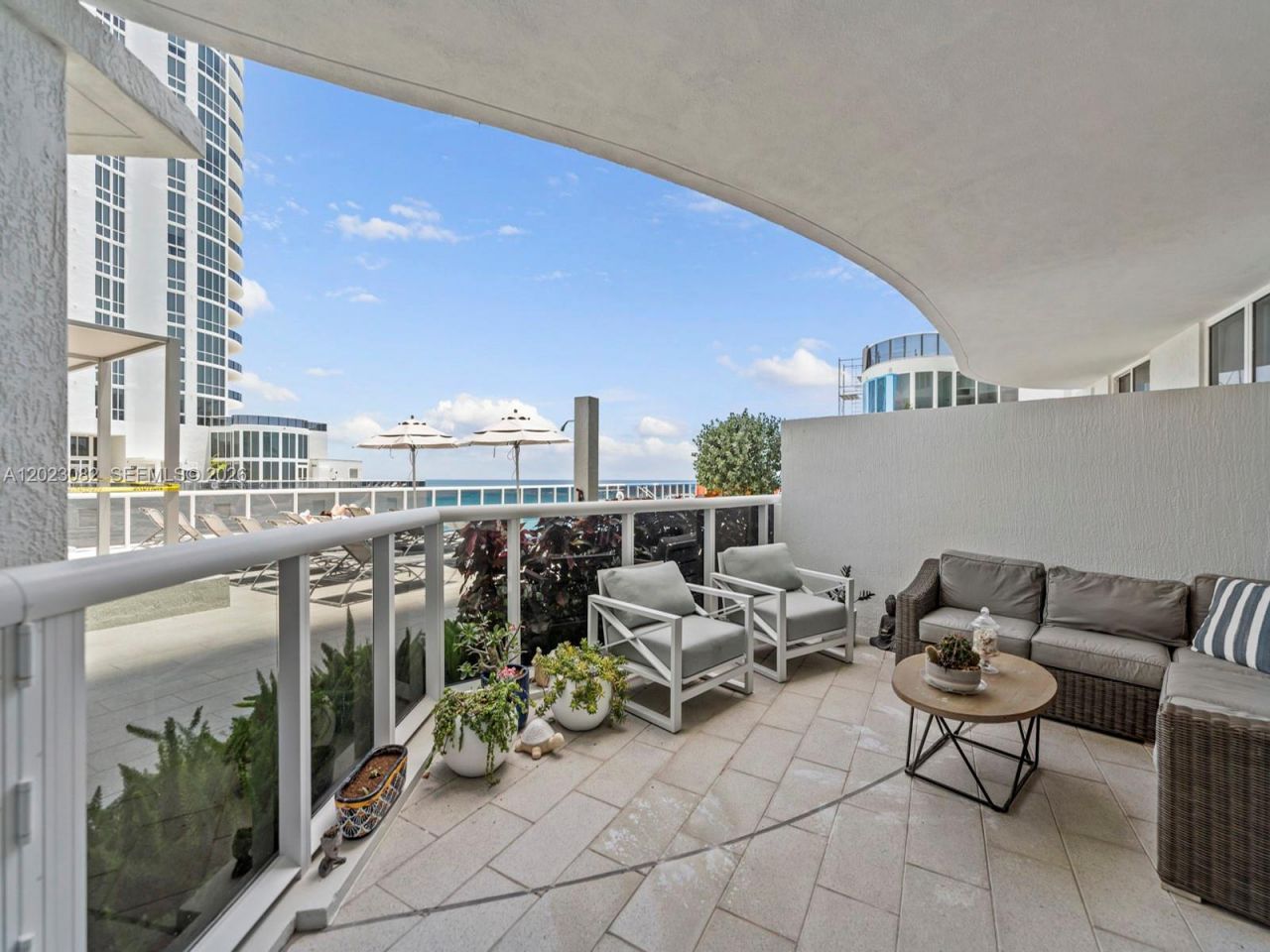 15901 Collins Ave , Unit 403, Sunny Isles Beach, FL 33160 Photo
