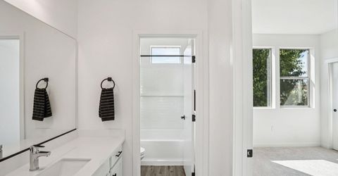 2060 Odin Walk, Sacramento, CA 95835 Photo