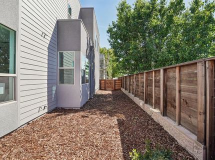 2060 Odin Walk, Sacramento, CA 95835 Photo