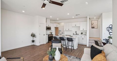 2060 Odin Walk, Sacramento, CA 95835 Photo