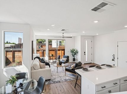 2060 Odin Walk, Sacramento, CA 95835 Photo