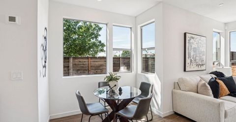 2060 Odin Walk, Sacramento, CA 95835 Photo