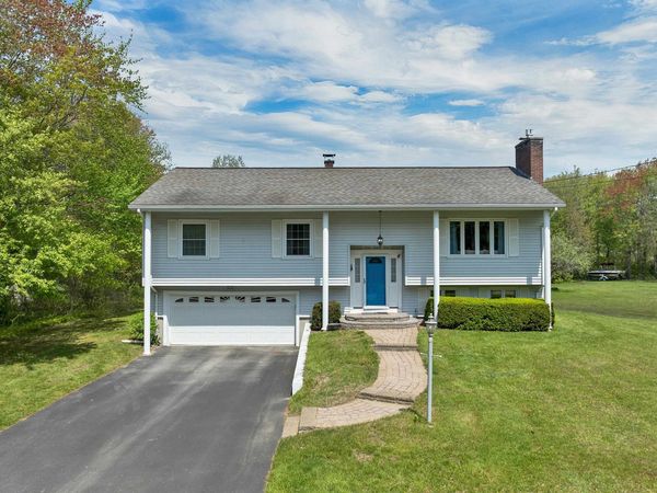 16 Sanders Road, Hudson, NH 03051