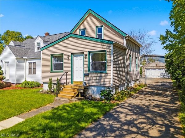 4131 W 210th Street , Fairview Park, OH 44126