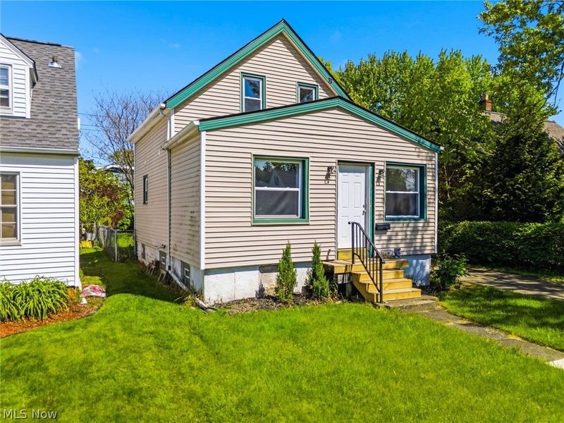 4131 W 210th Street, Fairview Park, OH 44126 Photo 3