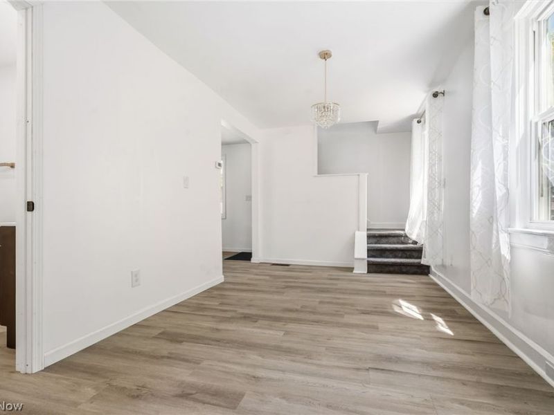 4131 W 210th Street, Fairview Park, OH 44126 Photo 7