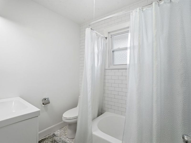 6864 Park Avenue, Cincinnati, OH 45236 Photo 11