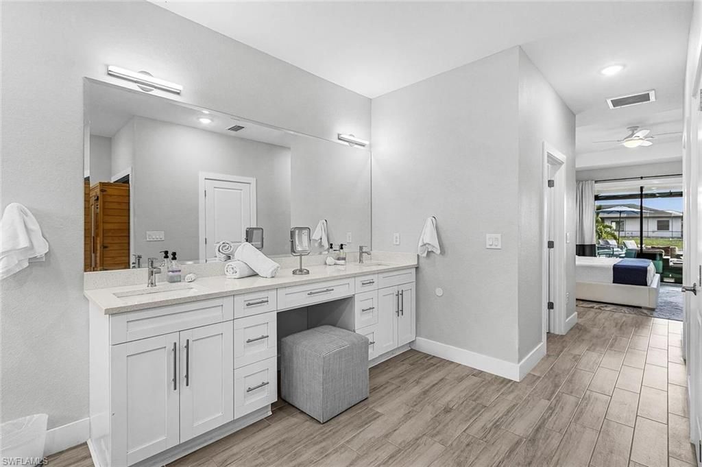 828 SW 28th St , Cape Coral, FL 33914 Photo