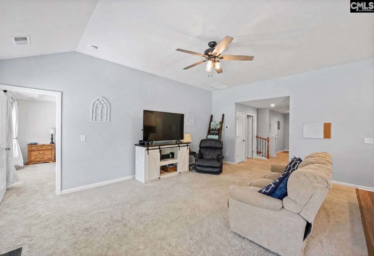 268 Turnfield Drive Photo 6