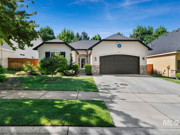 593 E Whitney Ct, Eagle, ID 83616