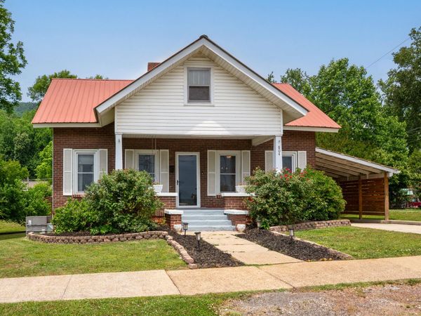 804 Elm Avenue, South Pittsburg, TN 37380