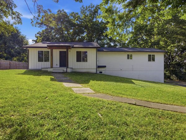 1700 Forest Ridge Circle, Cleveland, TN 37311