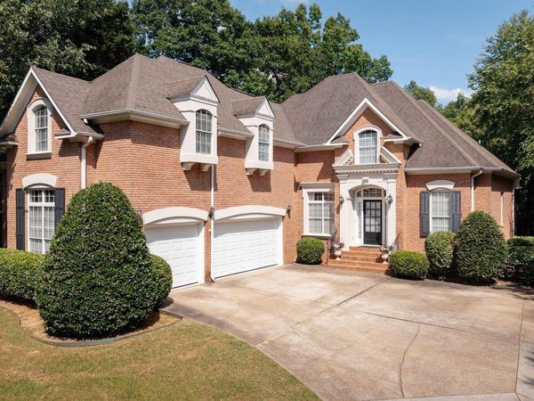 3132 Forest Shadows Drive, Chattanooga, TN 37421