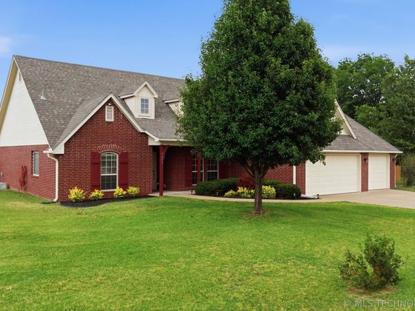 5675 E 144th Street North, Collinsville, OK 74021