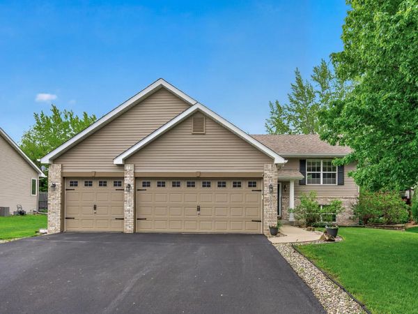 1004 Bridle Creek Drive, Jordan, MN 55352