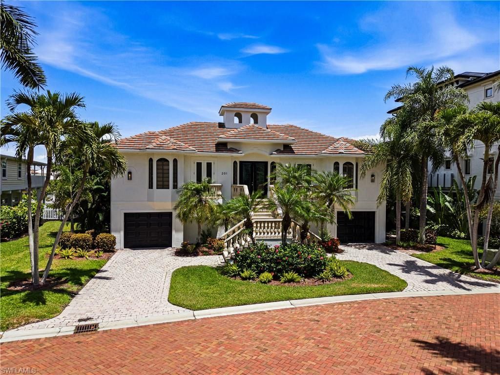 201 San Mateo Dr, Bonita Springs, FL 34134 Photo