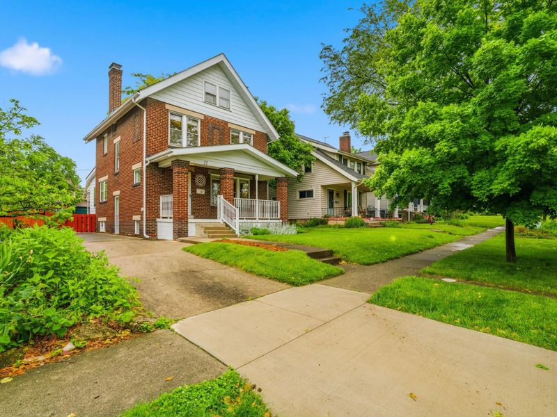 22 E Como Avenue, Columbus, OH 43202 Photo 3