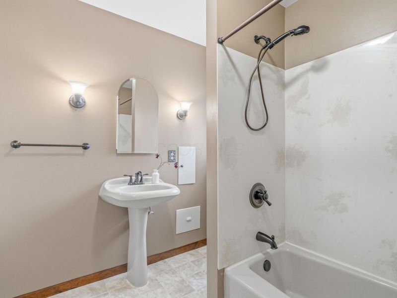 22 E Como Avenue, Columbus, OH 43202 Photo 37