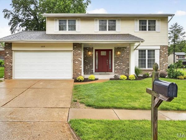 1379 Green Birch Drive, Fenton, MO 63026