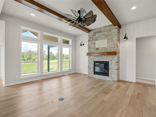 8818 Zeppelin Avenue, Cedar Rapids, IA 52402