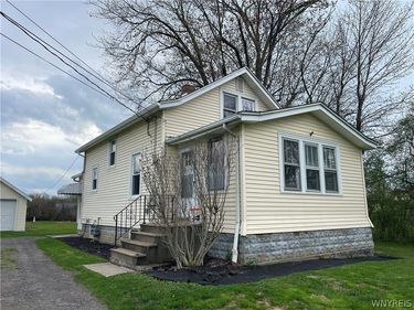 3449 Big Tree Road , Hamburg, NY 14075