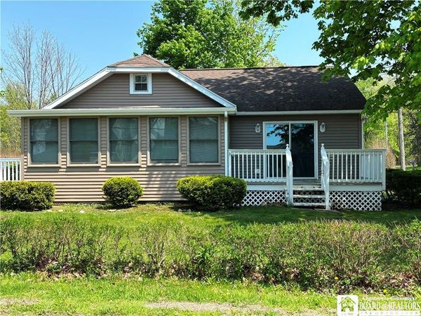10082 Patterson Lane , Fredonia, NY 14063