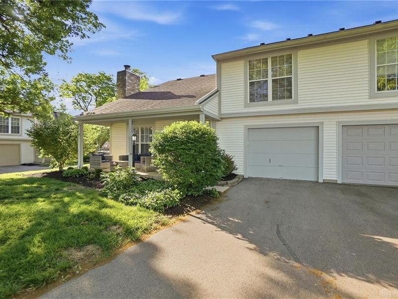 2051 Foxknoll Drive, Centerville, OH 45458 Photo 24