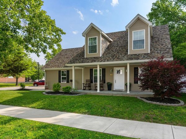 402 E Monroe Street, Delphi, IN 46923