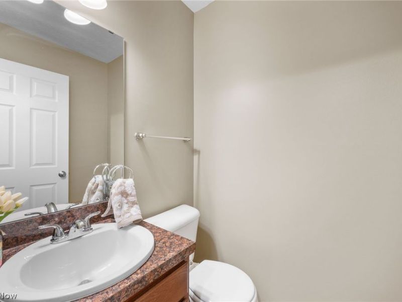 342 Angela Lane, Avon Lake, OH 44012 Photo 12