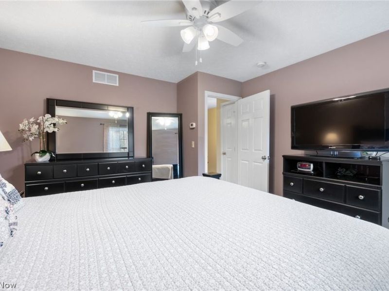 342 Angela Lane, Avon Lake, OH 44012 Photo 19