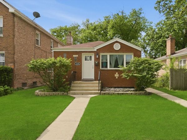 3604 Wilcox Avenue , Bellwood, IL 60104