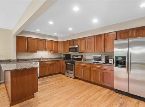 Main Photo