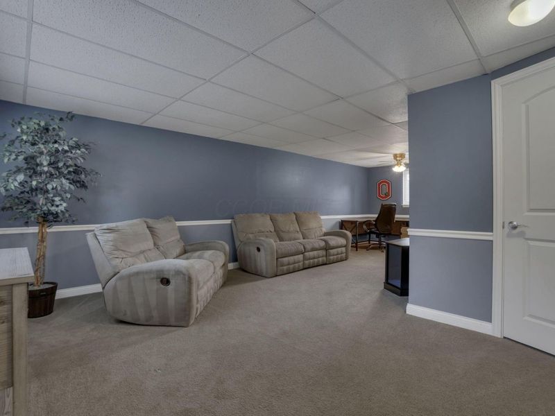 3609 Beckley Street, Columbus, OH 43230 Photo 8