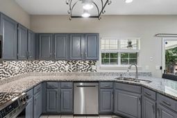 5403 Greggs Landing Drive photo 4
