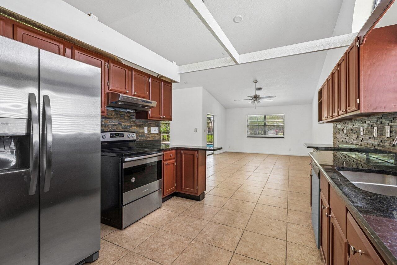 14616 Autumn Avenue, Wellington, FL 33414 Photo