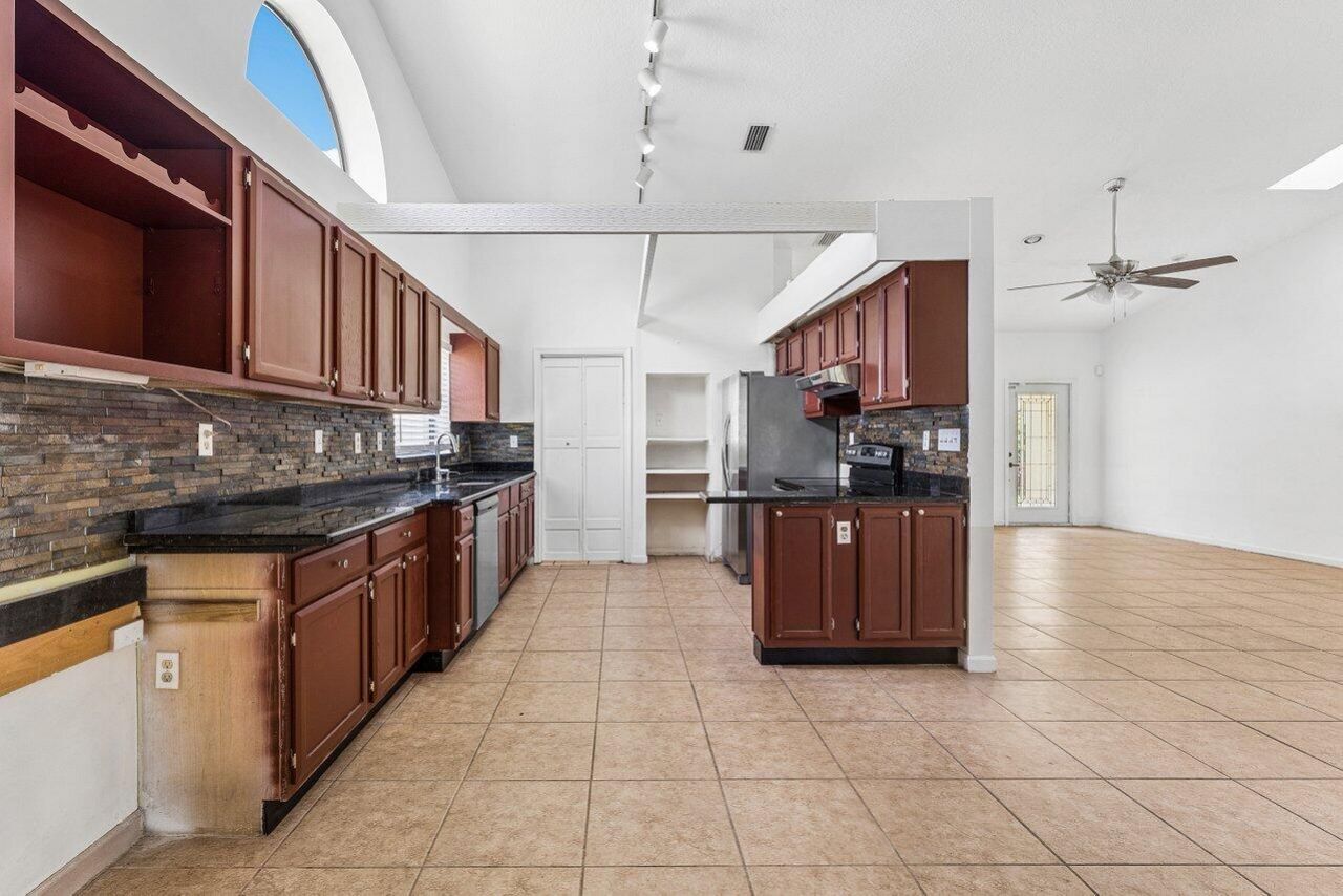 14616 Autumn Avenue, Wellington, FL 33414 Photo
