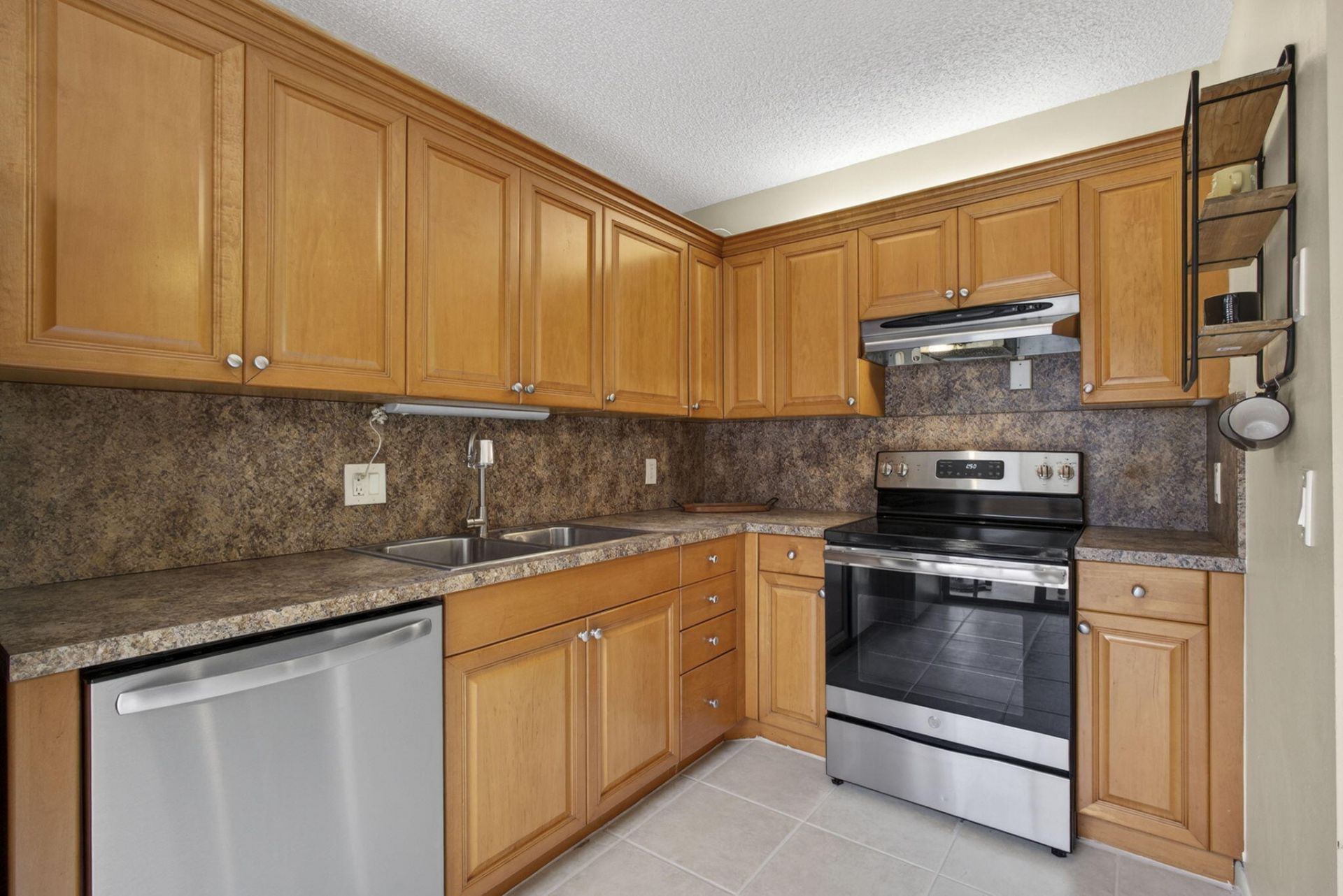 3345 Meridian Way N, Unit C, Palm Beach Gardens, FL 33410 Photo