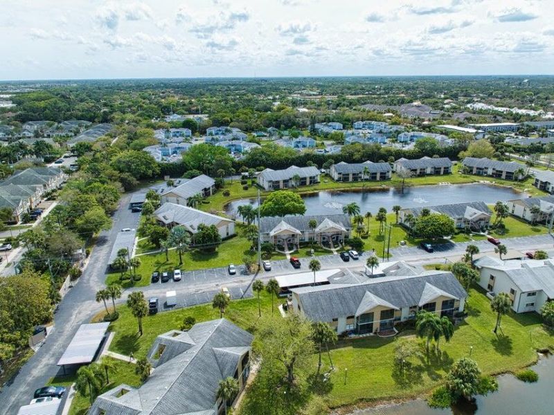 3151 SE Aster Lane, Unit 1306, Stuart, FL 34994 Photo