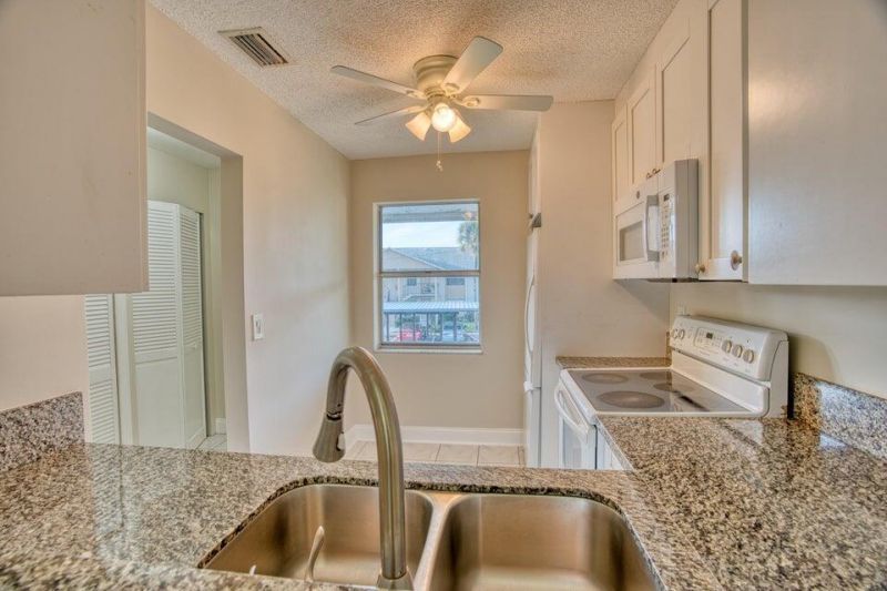 3151 SE Aster Lane, Unit 1306, Stuart, FL 34994 Photo