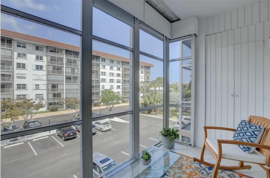 3020 NE 16th Avenue, Unit 304, Oakland Park, FL 33334 Photo