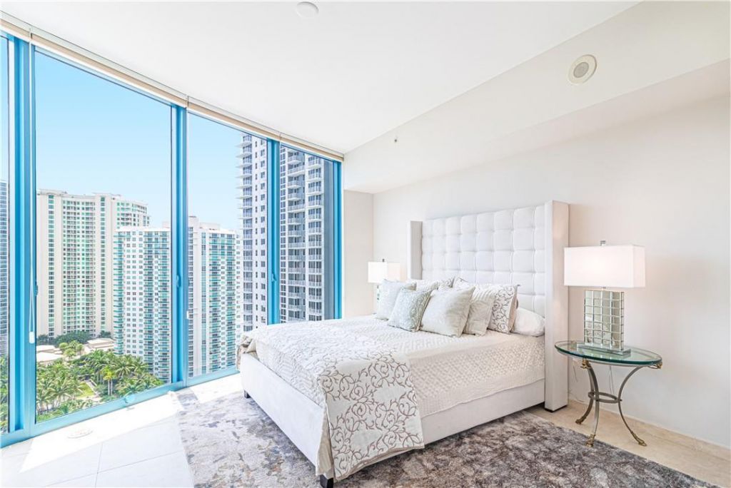 333 Las Olas Way, Unit 2608, Fort Lauderdale, FL 33301 Photo