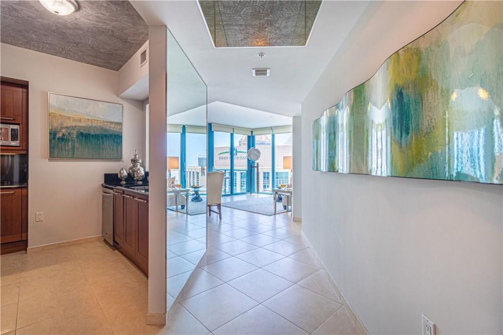 333 Las Olas Way, Unit 2608, Fort Lauderdale, FL 33301 Photo