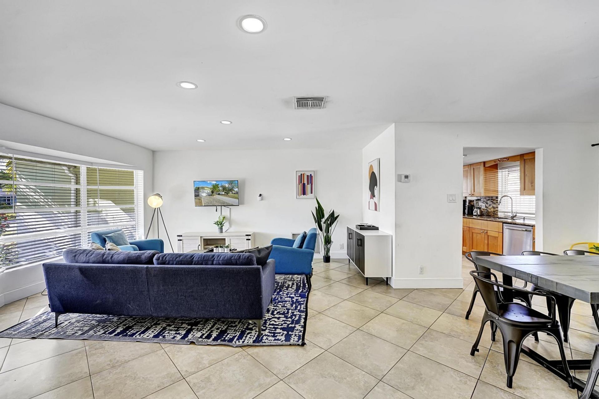 6481 Kimberly Boulevard, North Lauderdale, FL 33068 Photo