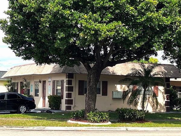 4130 NW 31st Terrace, Unit 1, Lauderdale Lakes, FL 33309