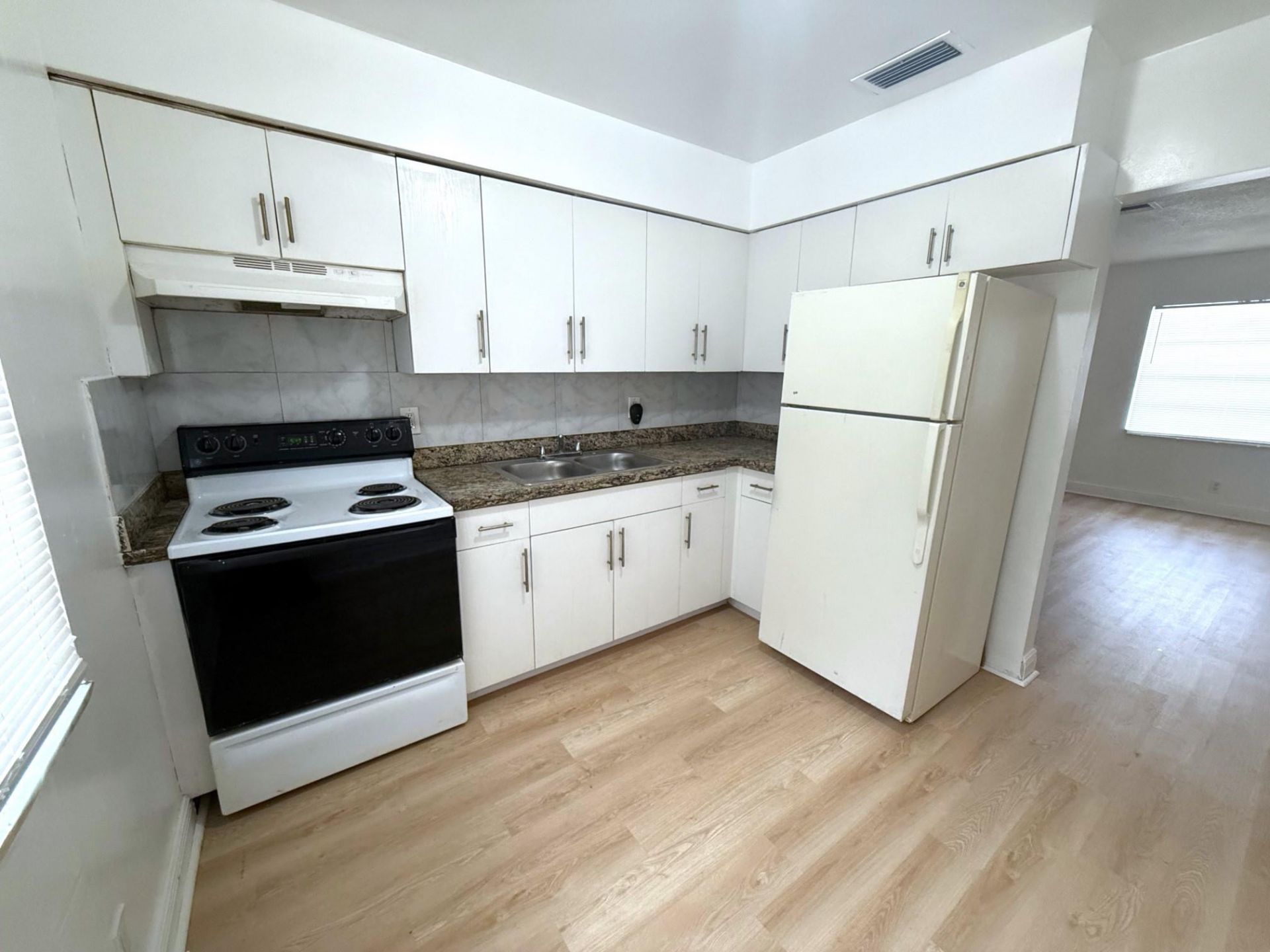 4130 NW 31st Terrace, Unit 1, Lauderdale Lakes, FL 33309 Photo