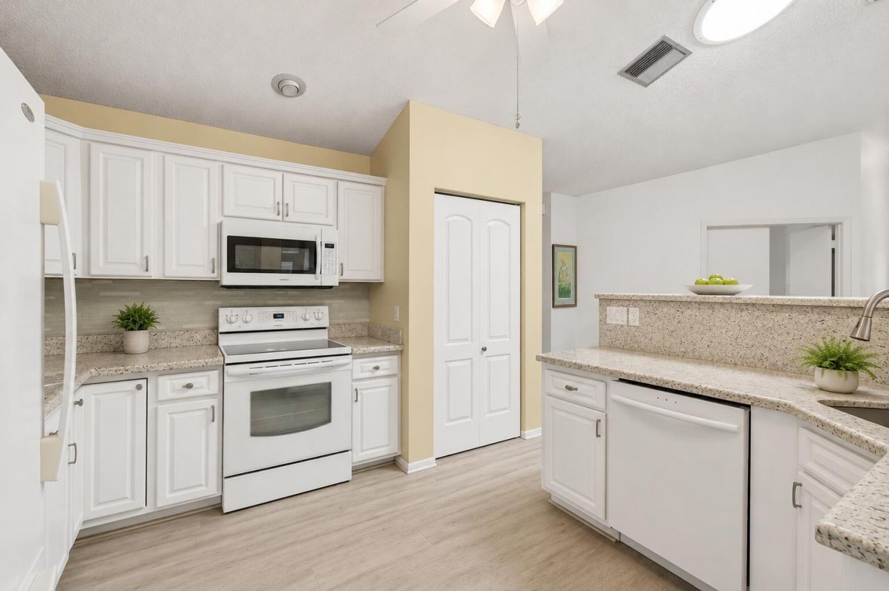 1320 NW 29th Avenue, Unit D, Delray Beach, FL 33445 Photo